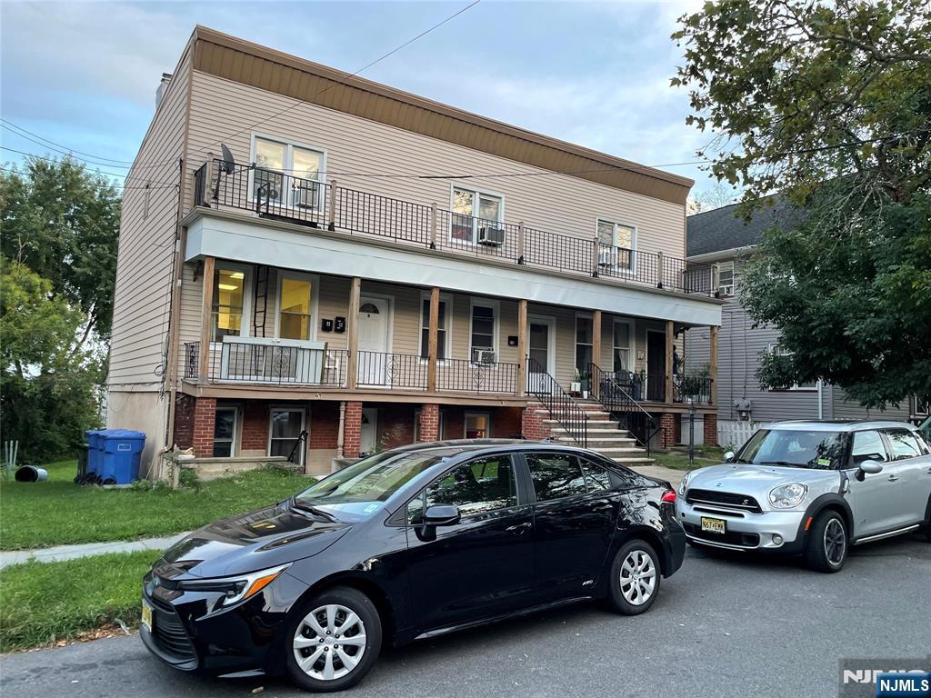 69 Feronia Way, Unit 69 1/2 Rutherford, NJ 07070 - Photo 3 of 9