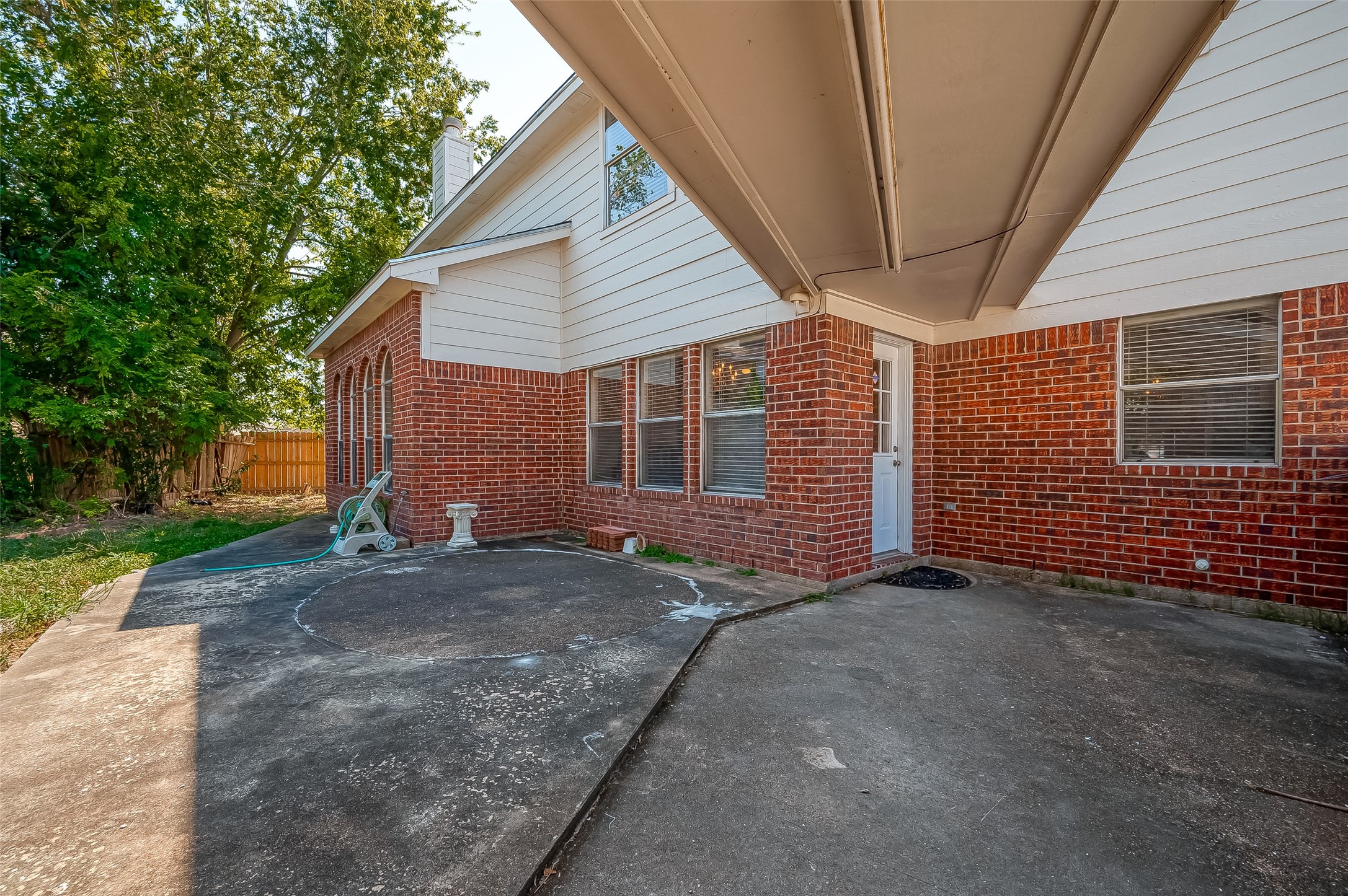2907 Little Branch Court Houston, TX 77082 - Photo 48 of 50 a view of a house with a yard