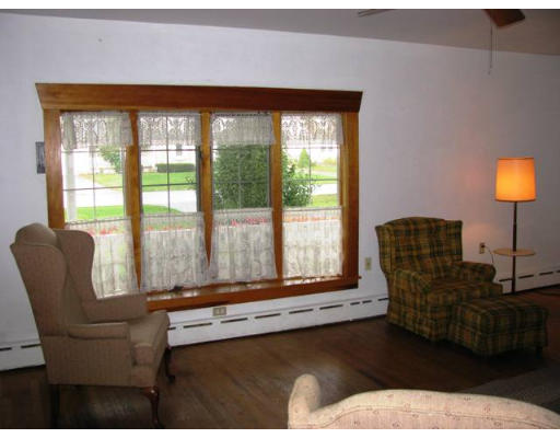 38 Manchonis Road Wilbraham, MA 01095 - Photo 5 of 13 Gallery Image 5
