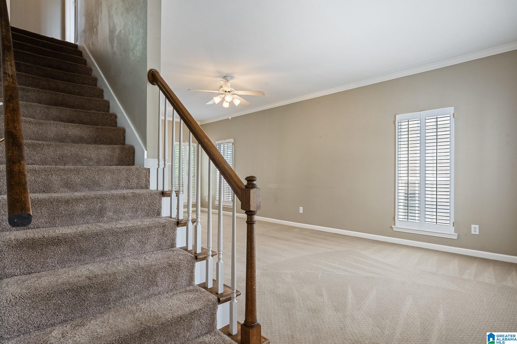 129 Crestmont Lane Pelham, AL 35124 - Photo 4 of 36