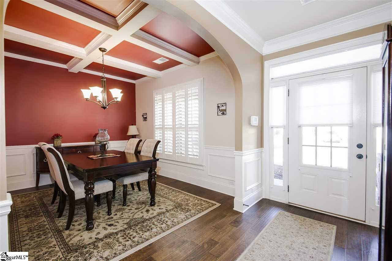 321 Stoneleigh Road Simpsonville, SC 29681 - Photo 3 of 27 Gallery Image 3