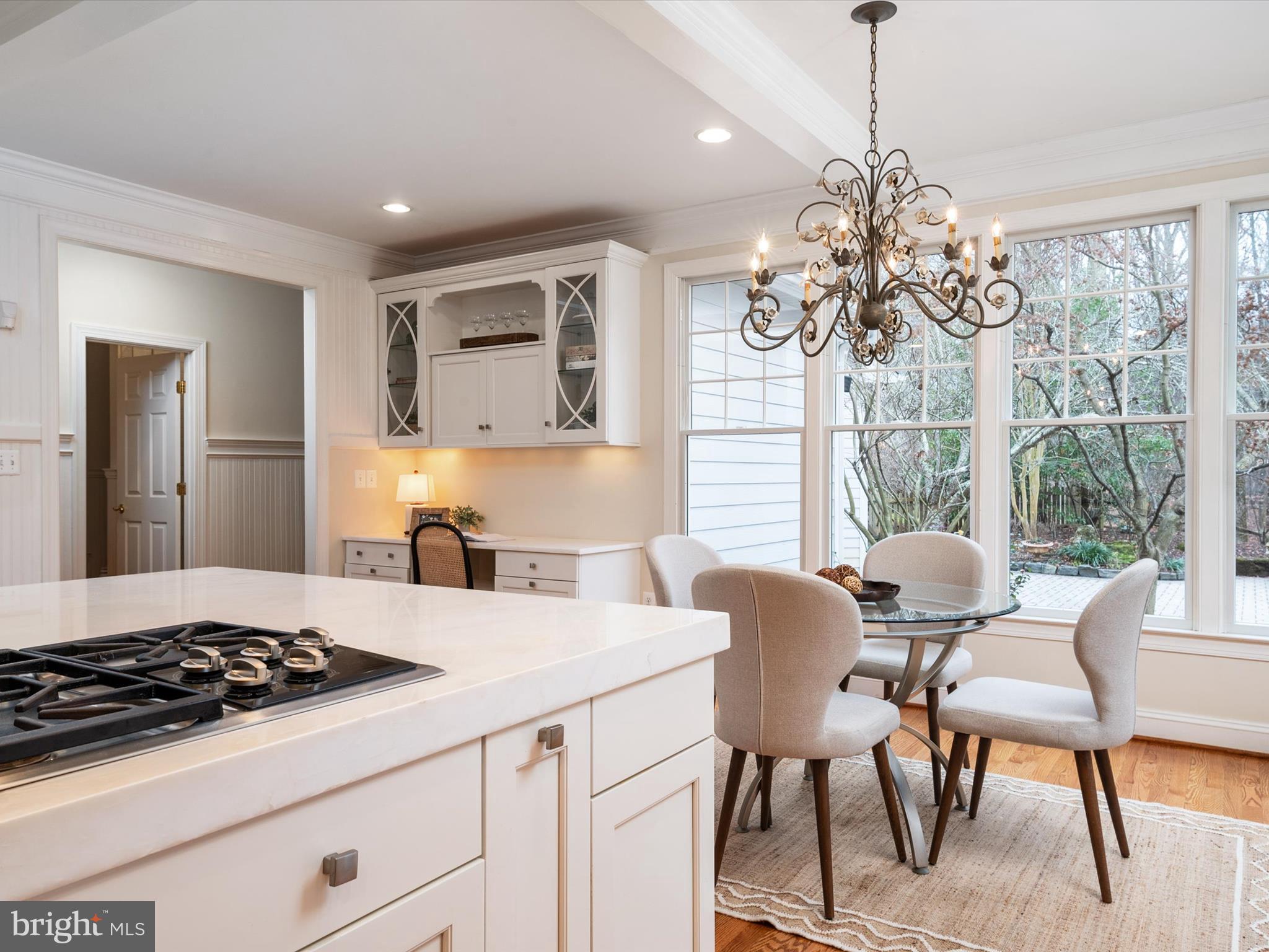 3528 Old Trail Road Edgewater, MD 21037 - Photo 23 of 90 Eat-in space over looking the pool