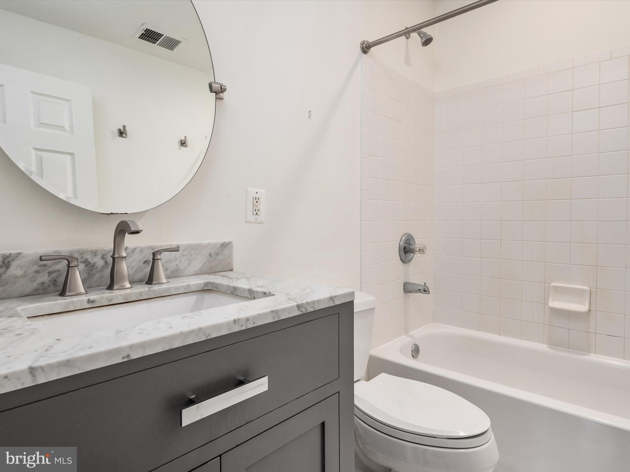 3528 Old Trail Road Edgewater, MD 21037 - Photo 59 of 90 3rd bedroom bathroom