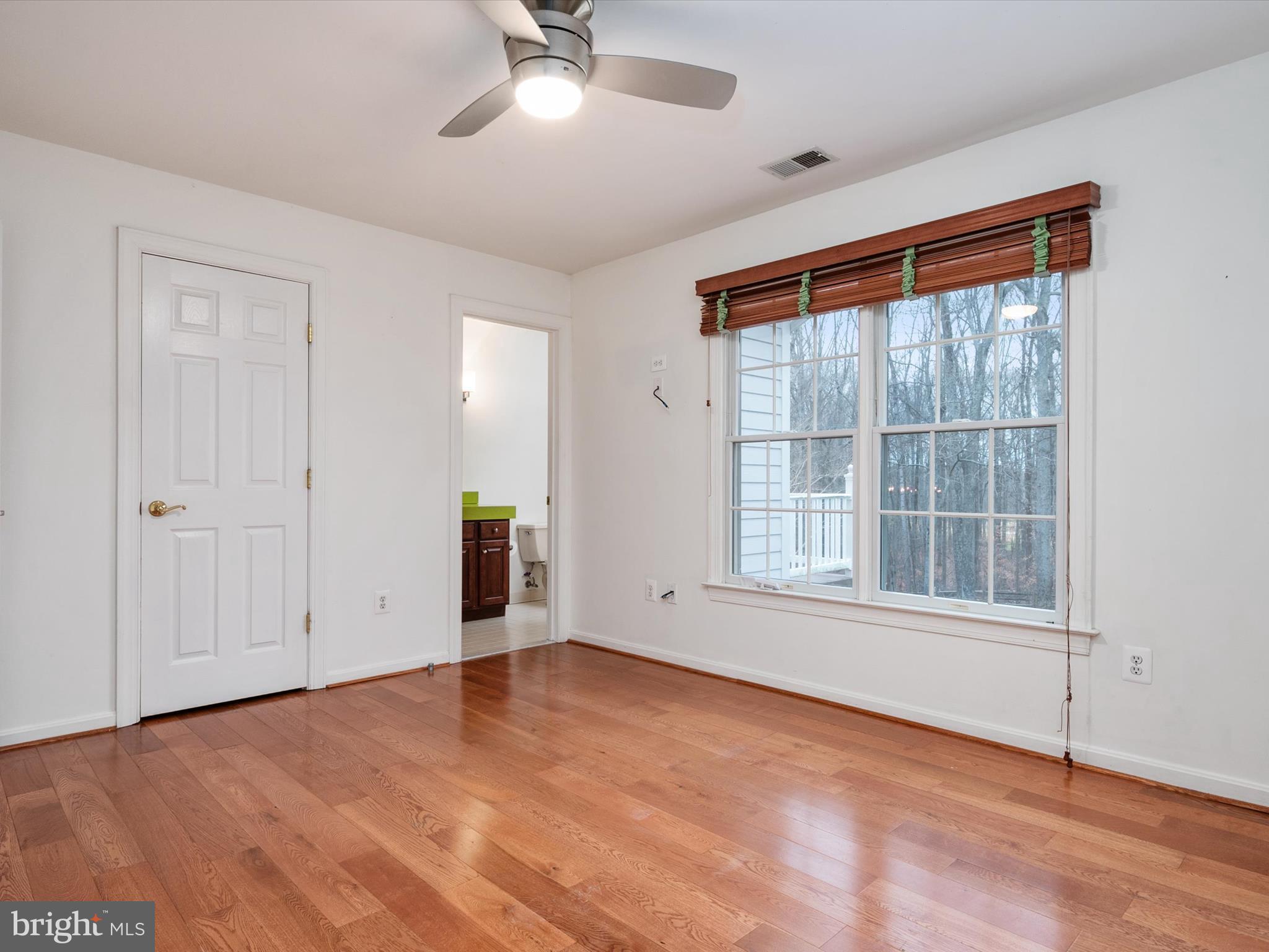 3528 Old Trail Road Edgewater, MD 21037 - Photo 61 of 90 Walk in closet and bathroom access and