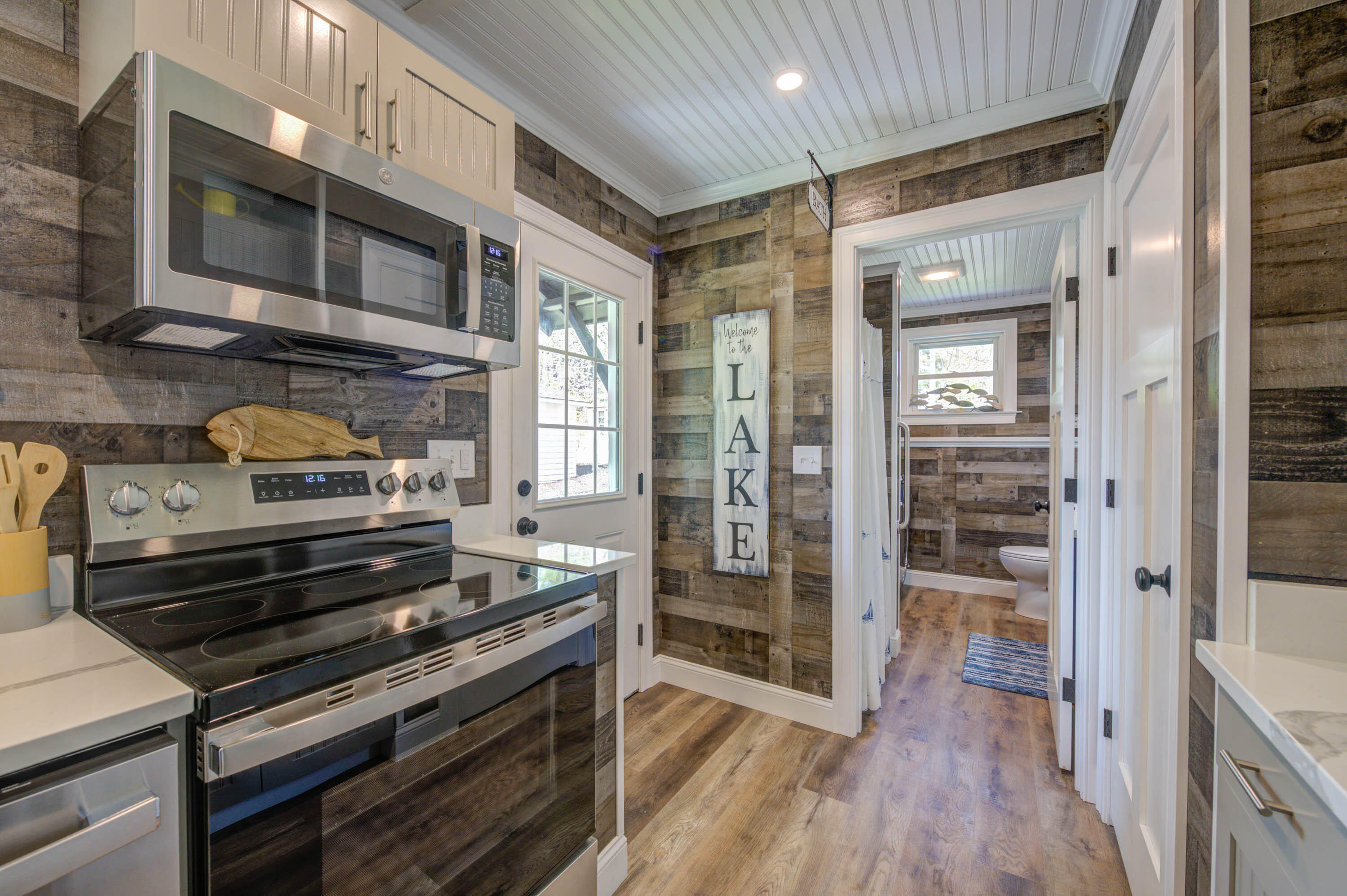 32 Boulder Road Raymond, ME 04071 - Photo 9 of 46 pic-11