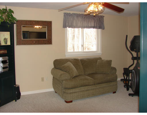 93 Town Farm Road Westminster, MA 01473 - Photo 11 of 19 Gallery Image 11