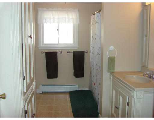 93 Town Farm Road Westminster, MA 01473 - Photo 12 of 19 Gallery Image 12