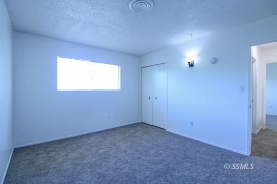 432 Debra Lane Ridgecrest, CA 93555 - Photo 34 of 39 an empty room with windows
