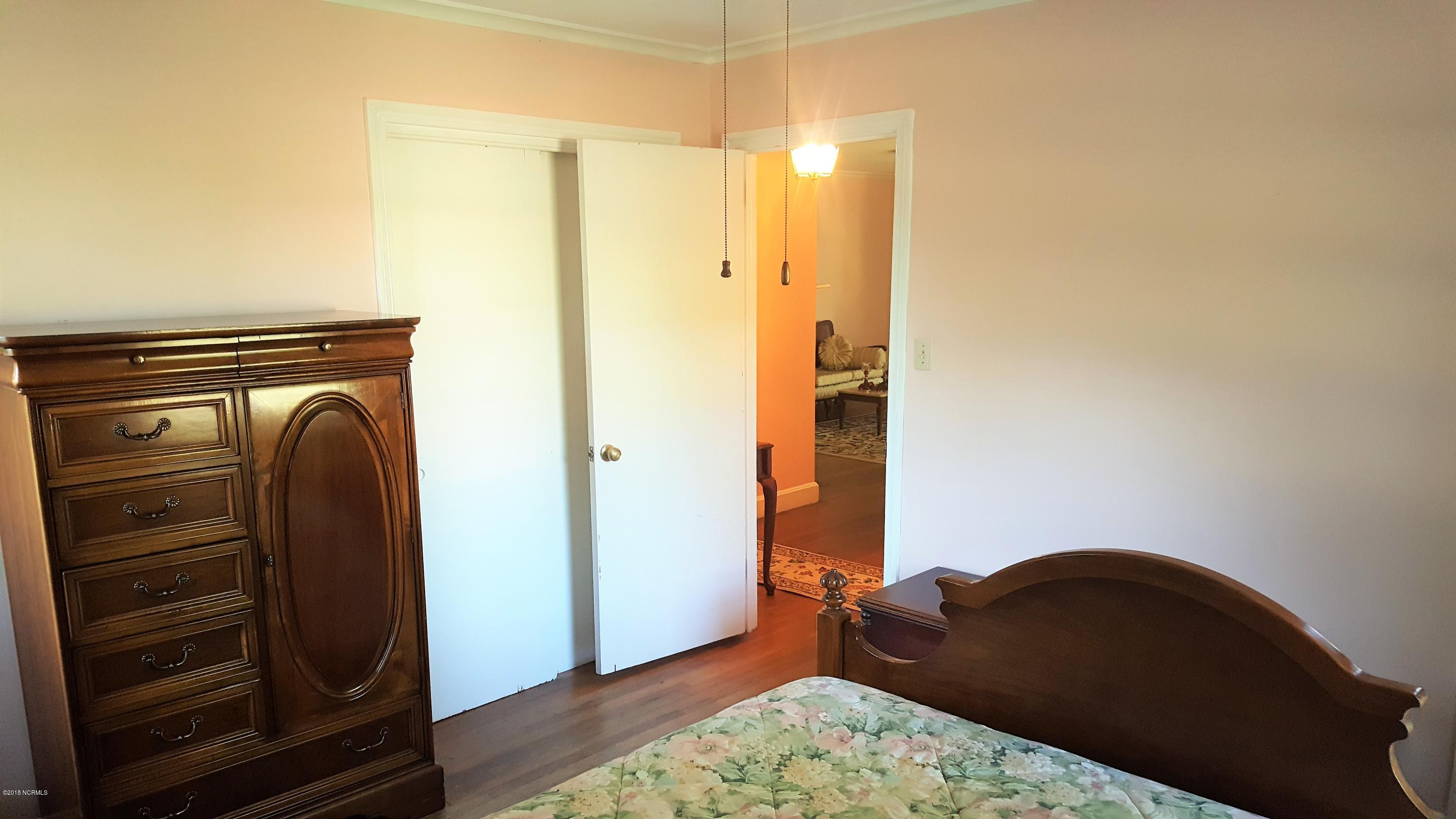 67 3rd Street Bolton, NC 28423 - Photo 17 of 34 16