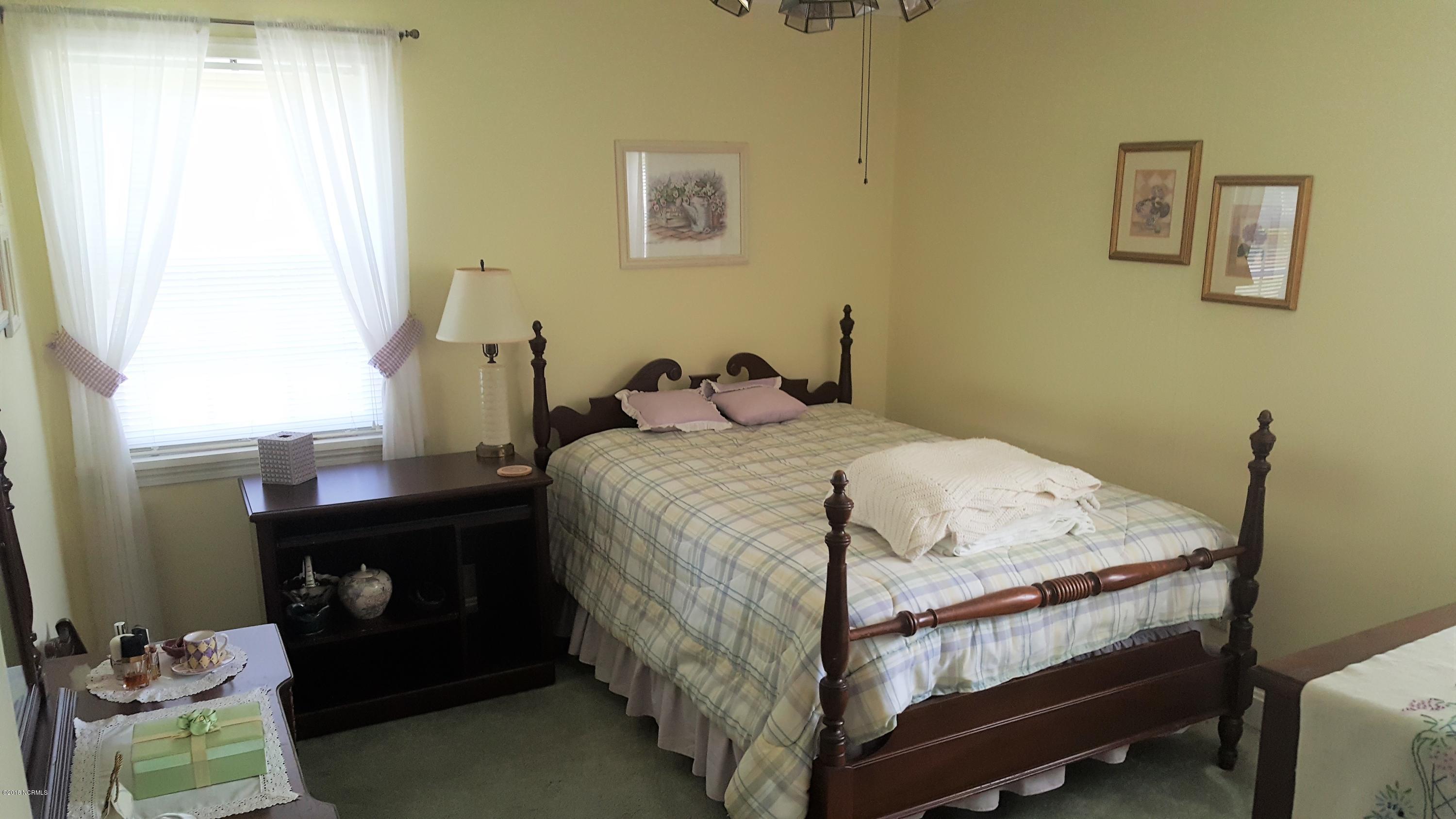 67 3rd Street Bolton, NC 28423 - Photo 21 of 34 20