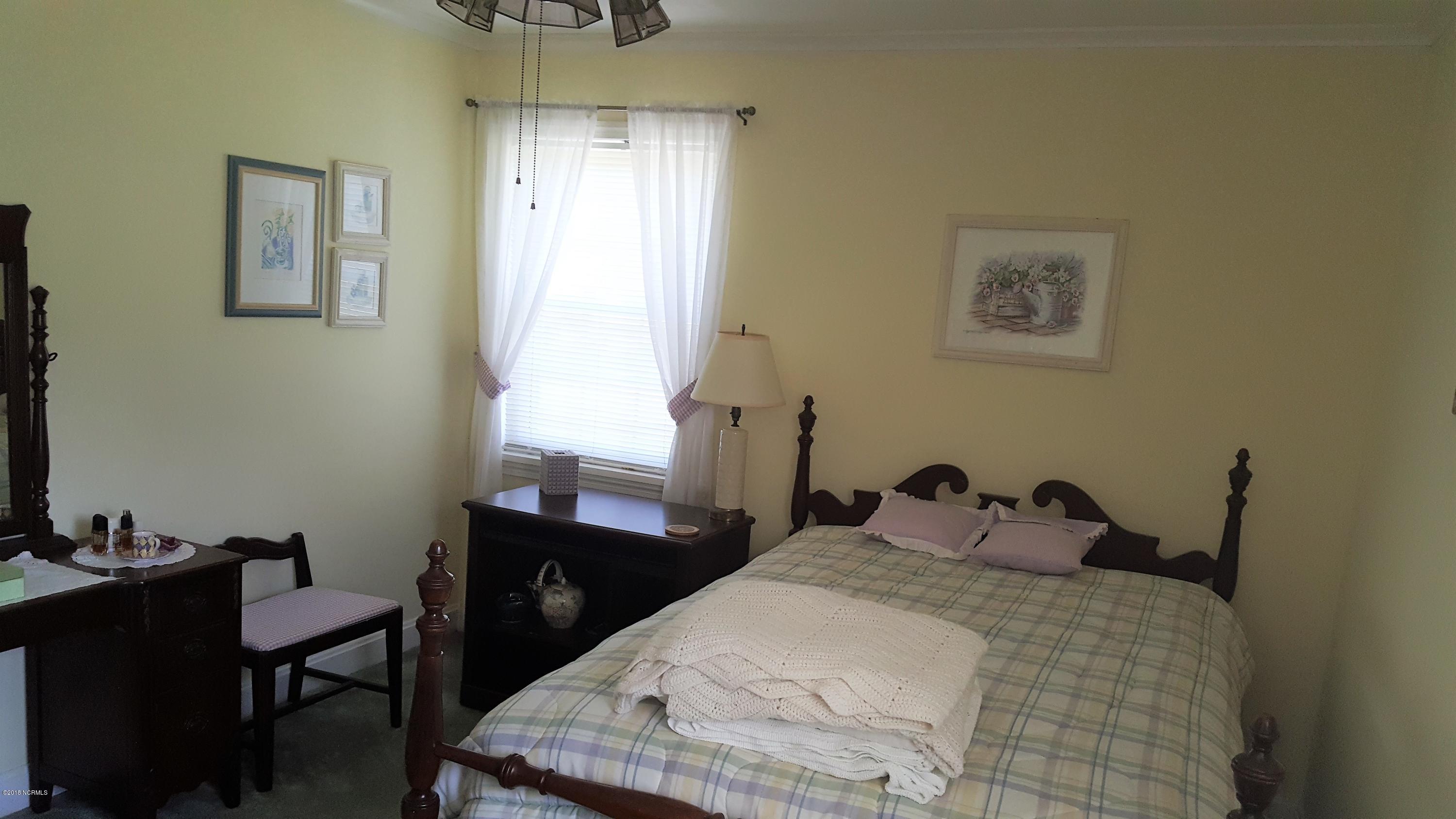67 3rd Street Bolton, NC 28423 - Photo 22 of 34 21