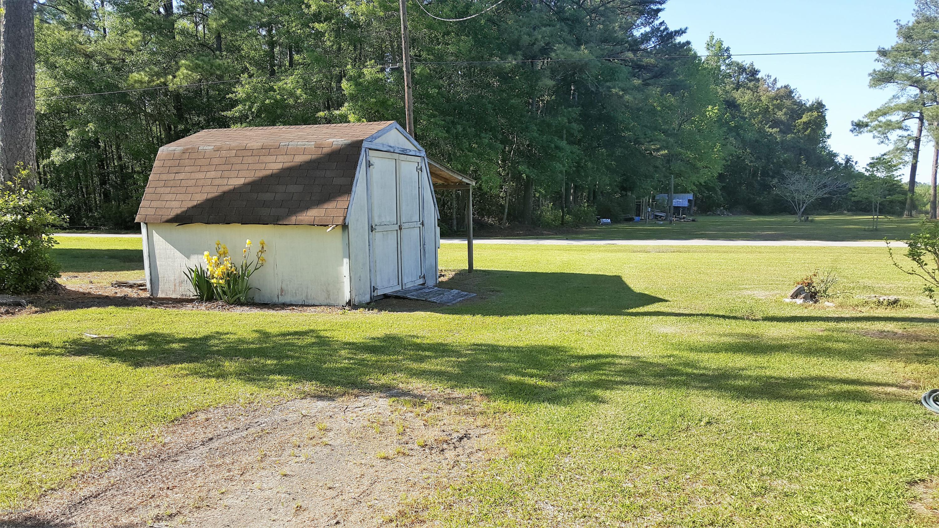 67 3rd Street Bolton, NC 28423 - Photo 31 of 34 30