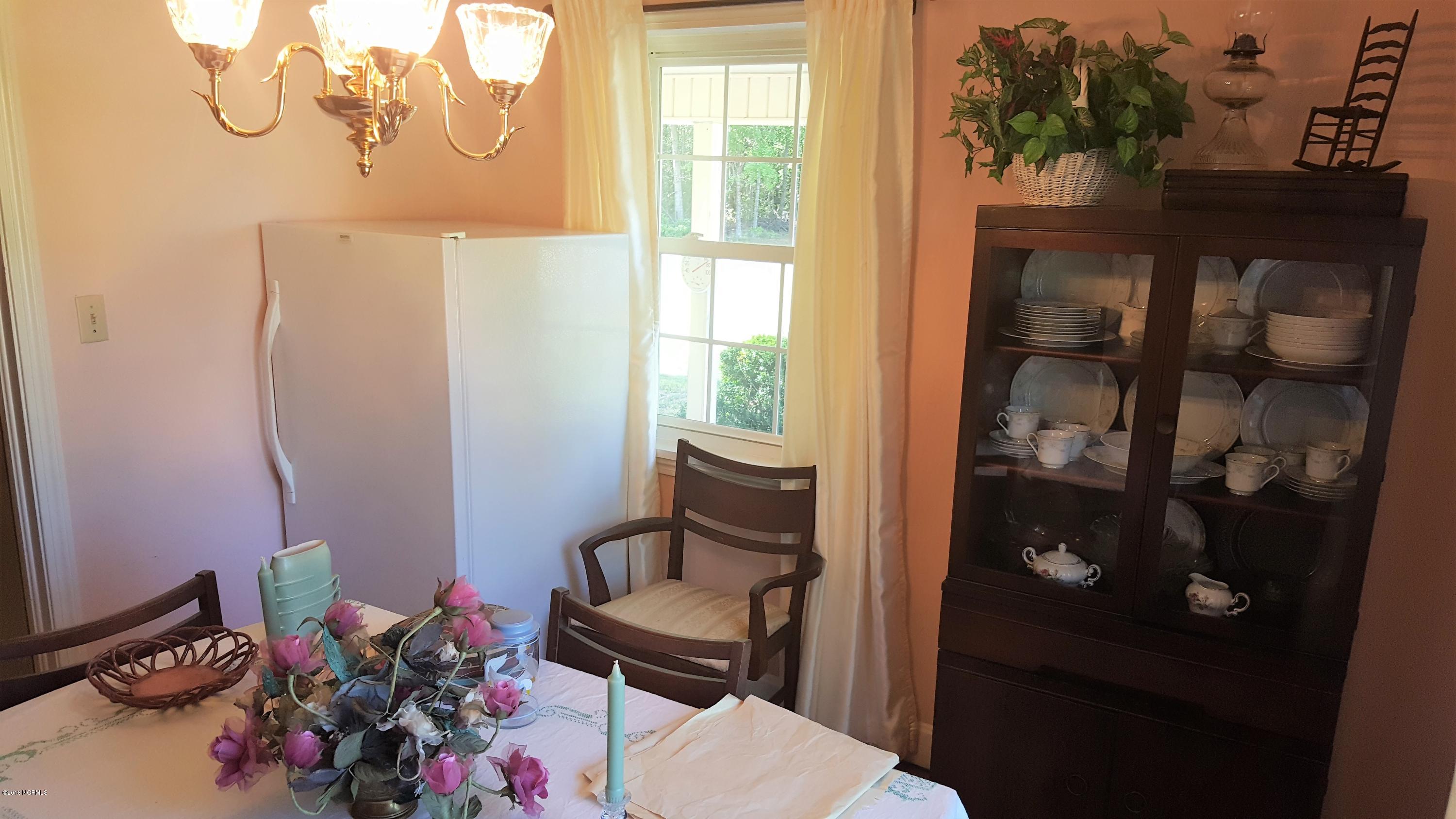 67 3rd Street Bolton, NC 28423 - Photo 8 of 34 7