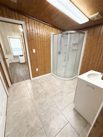 $100,000 | 313 6th Street, Kinder, LA 70648