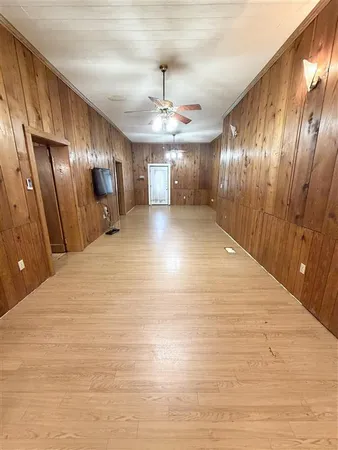 $100,000 | 313 6th Street, Kinder, LA 70648