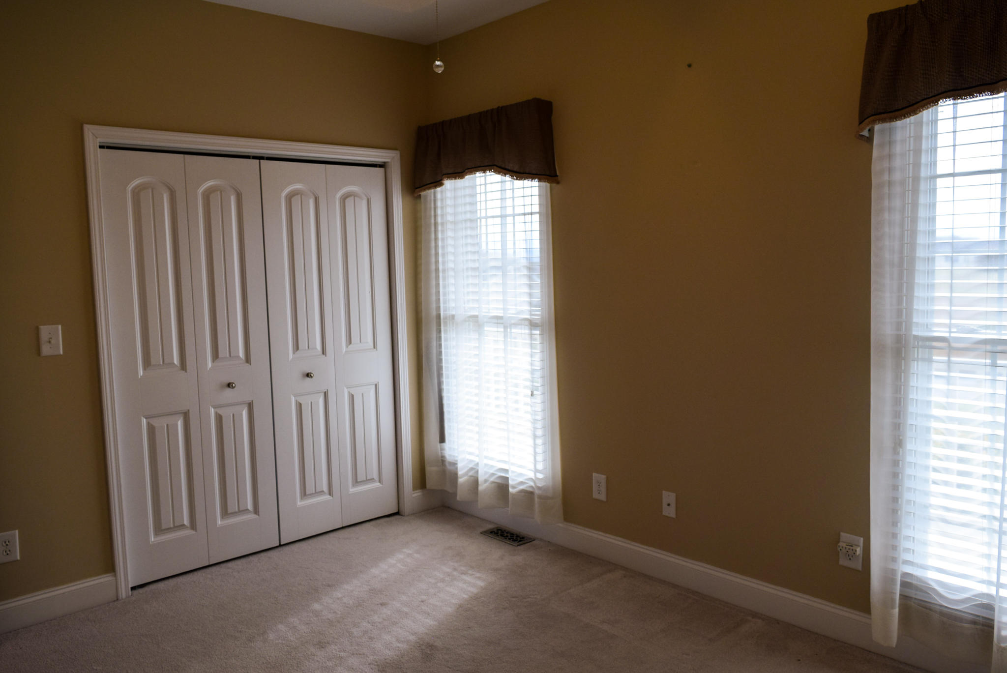 592 Sand Ridge Circle Jonesborough, TN 37659 - Photo 28 of 39 Bedroom