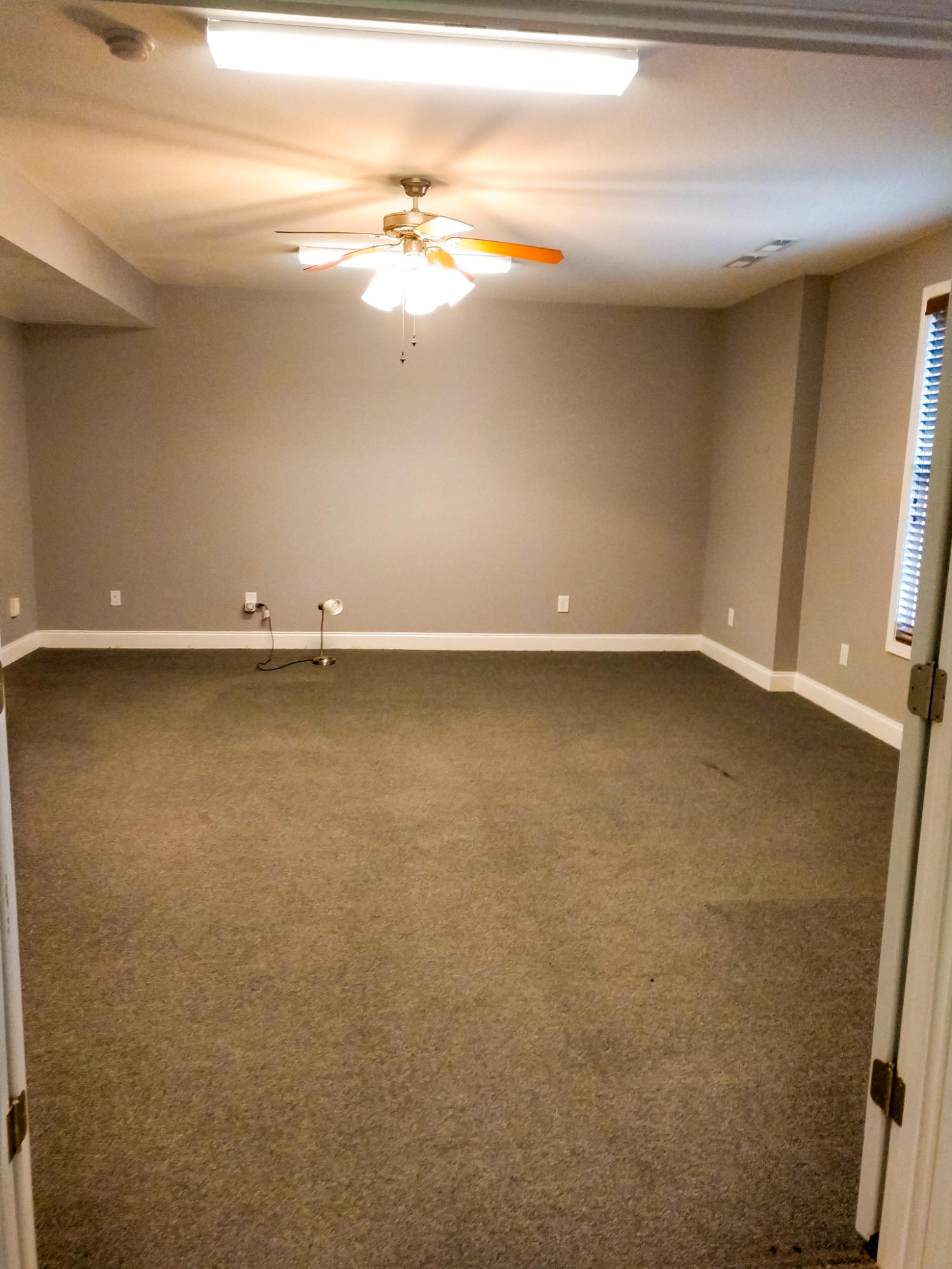 592 Sand Ridge Circle Jonesborough, TN 37659 - Photo 34 of 39 Finished area of basement