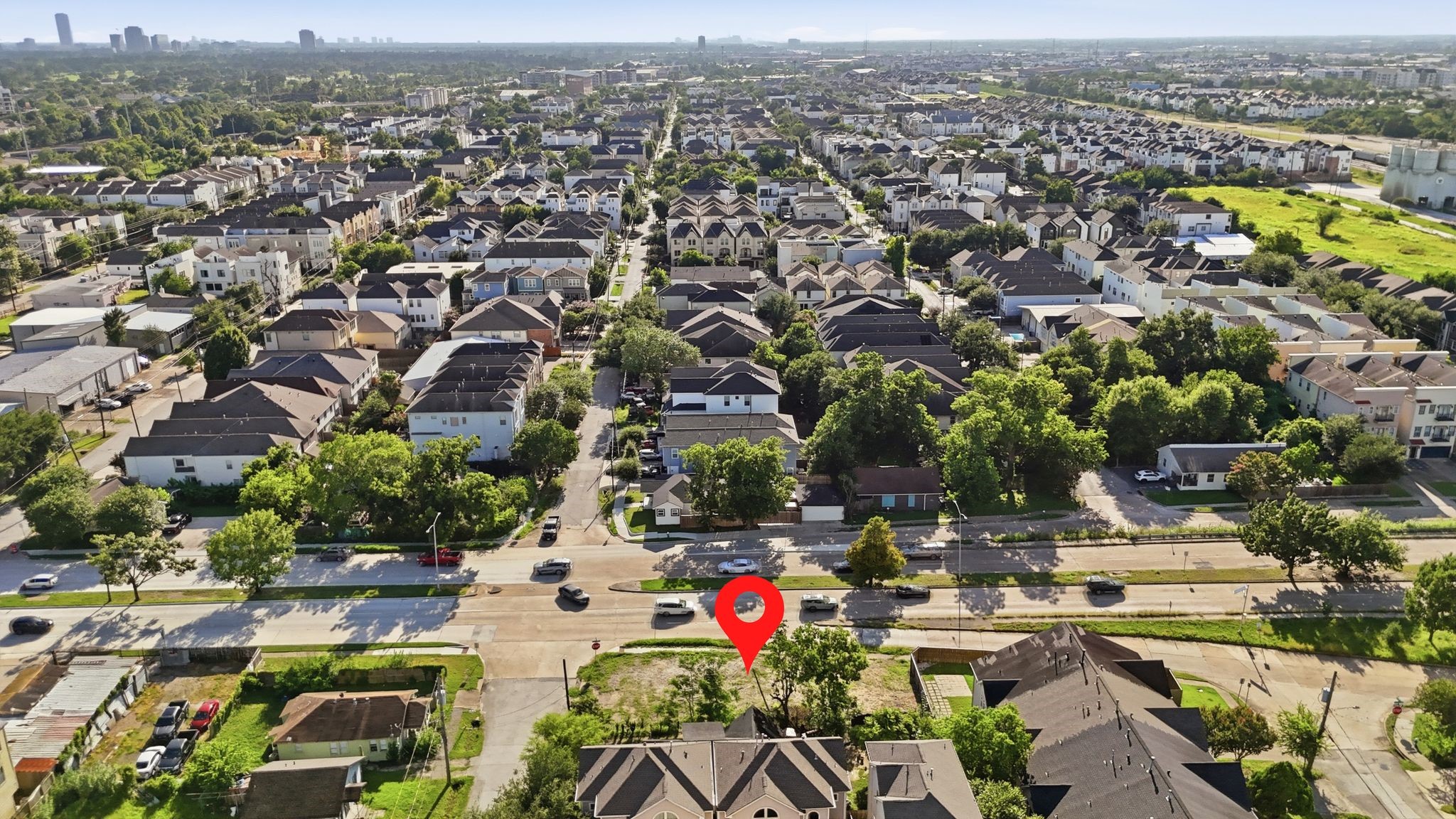 5342 Petty Street Houston, TX 77007 - Photo 1 of 22