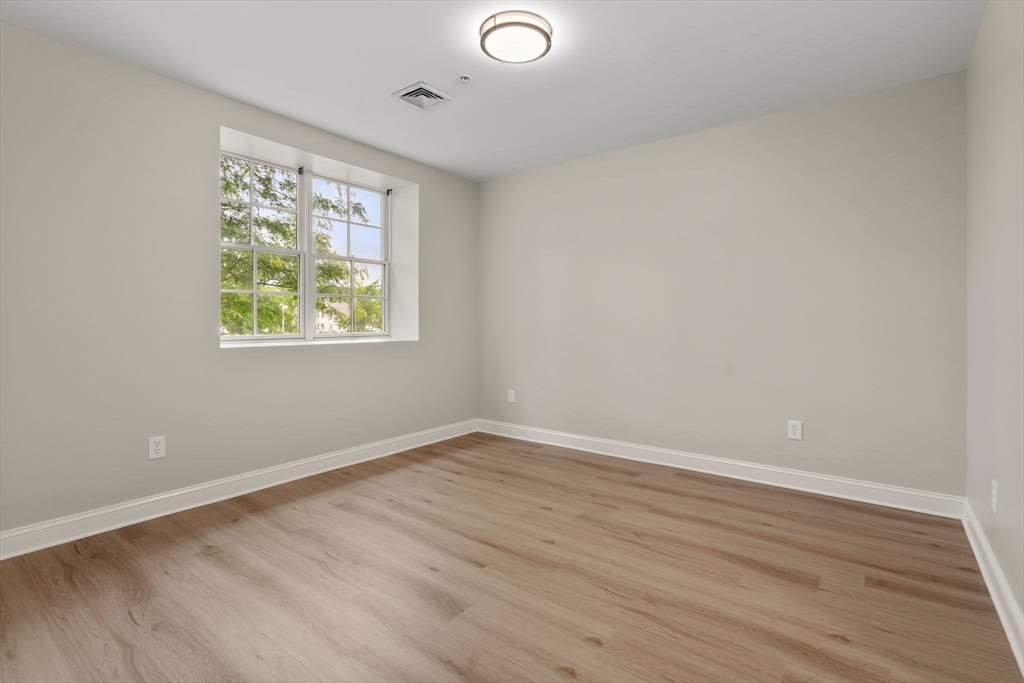 89 Lewis Bay Road, Unit 202 Barnstable, MA 02601 - Photo 14 of 39