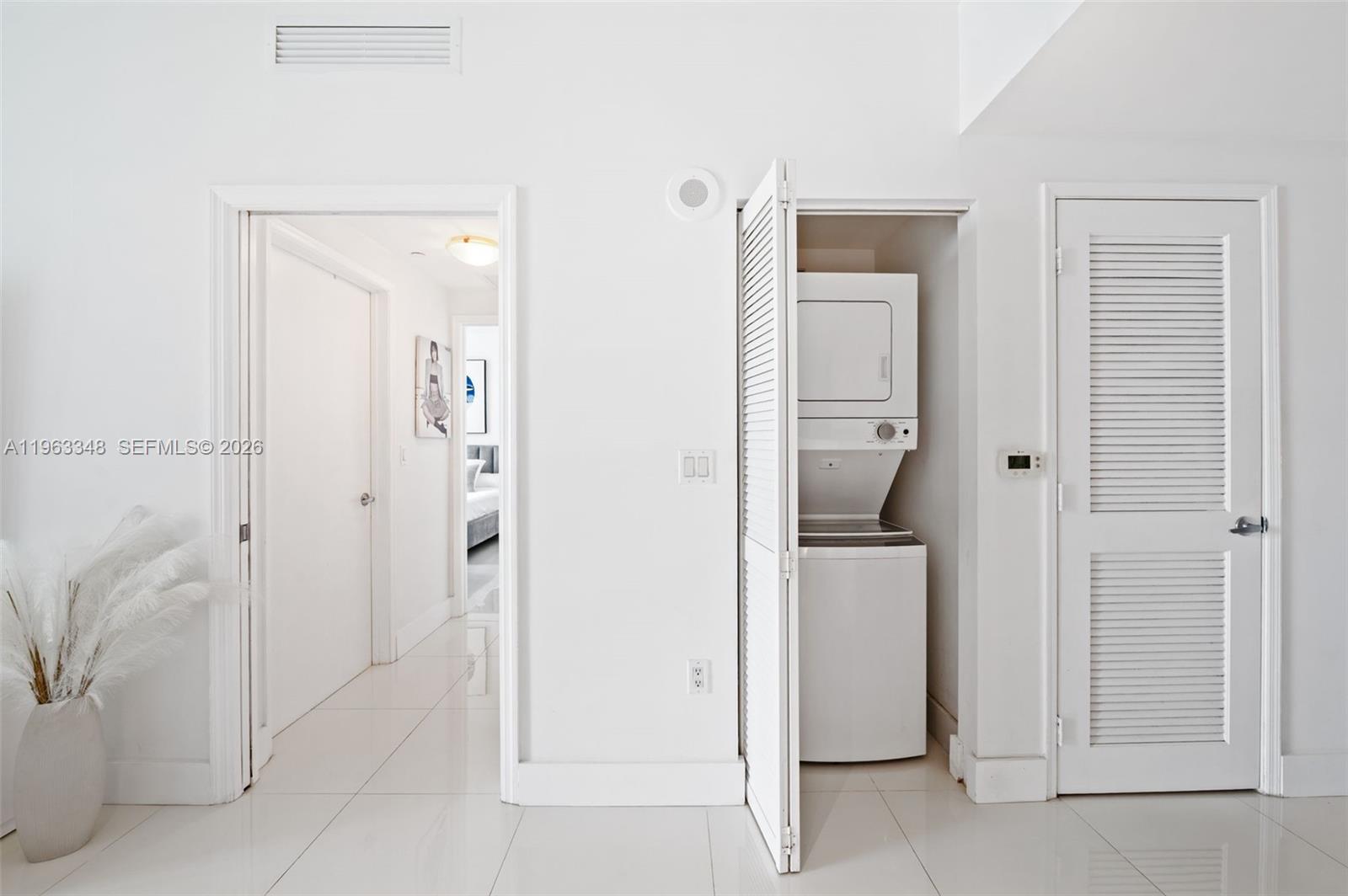 951 Brickell Avenue, Unit 3603 Miami, FL 33131 - Photo 10 of 23