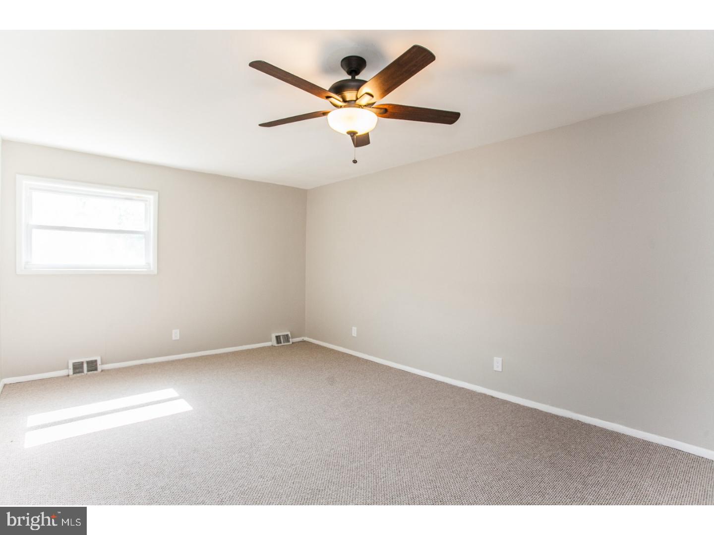 176 Juniper Road Havertown, PA 19083 - Photo 9 of 26 Bedroom - Main