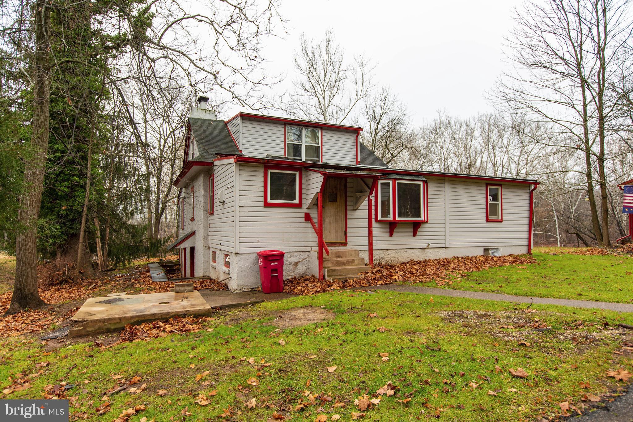 265 Pinetown Road Norristown, PA 19403 - Photo 1 of 8 265 Pinetown Road