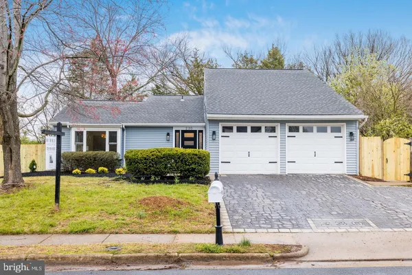 $814,900 | 230 East Juniper Avenue, Sterling, VA 20164