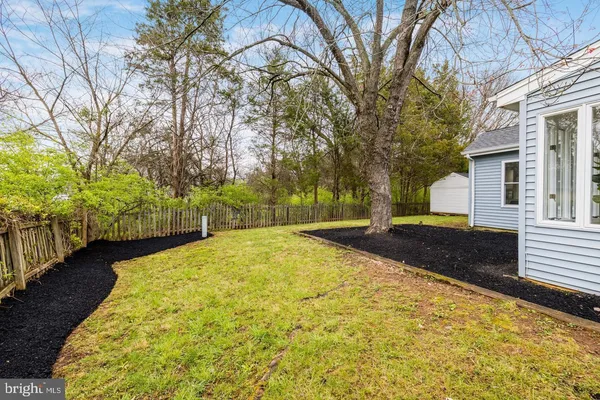 $814,900 | 230 East Juniper Avenue, Sterling, VA 20164