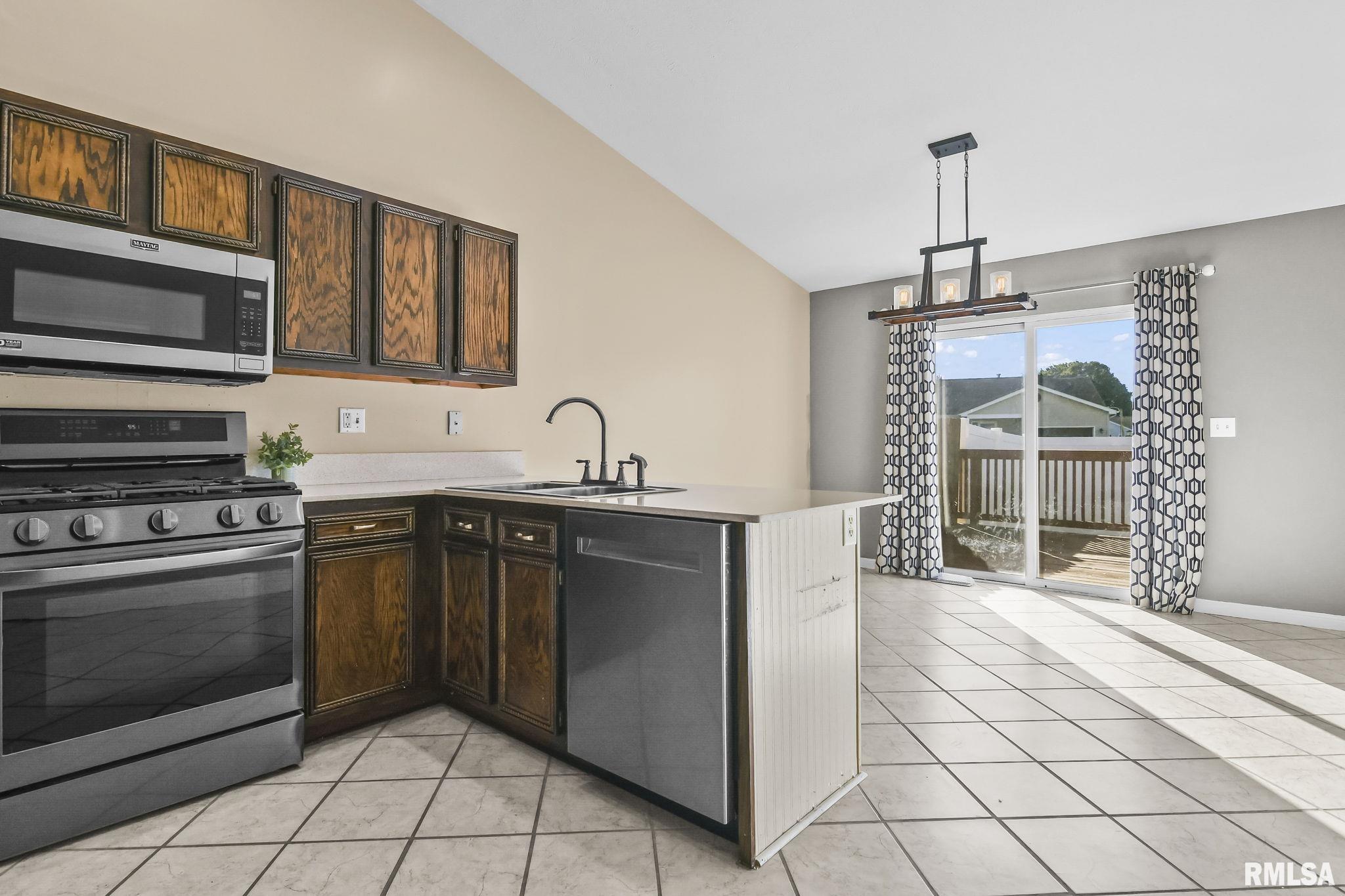 2912 Ocala Lane Springfield, IL 62707 - Photo 8 of 27