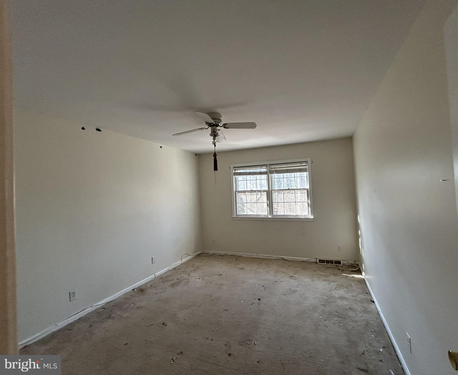 4178 Columbia Park Road Pomfret, MD 20675 - Photo 9 of 16 Spacious room with natural light potential.
