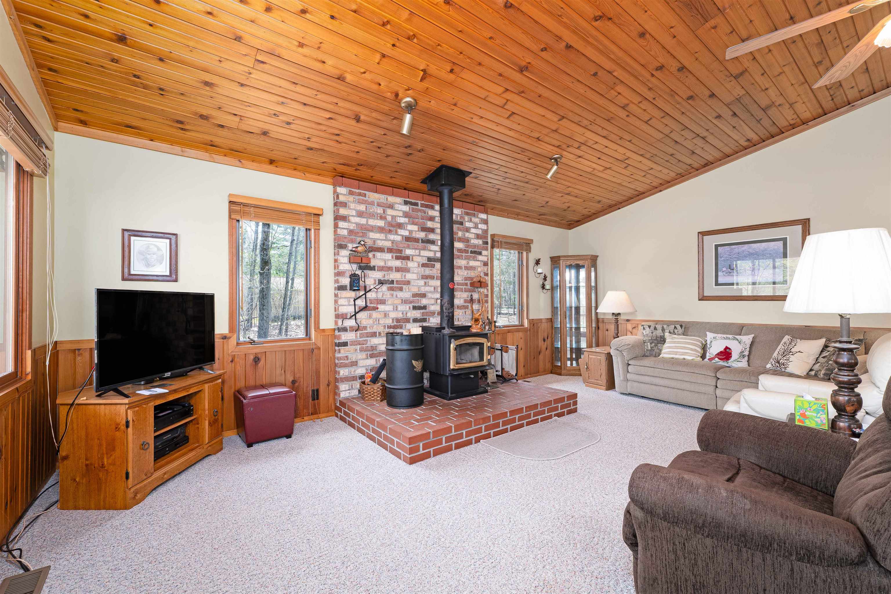 1541 Maple Point Road Beaverton, MI 48612 - Photo 7 of 32