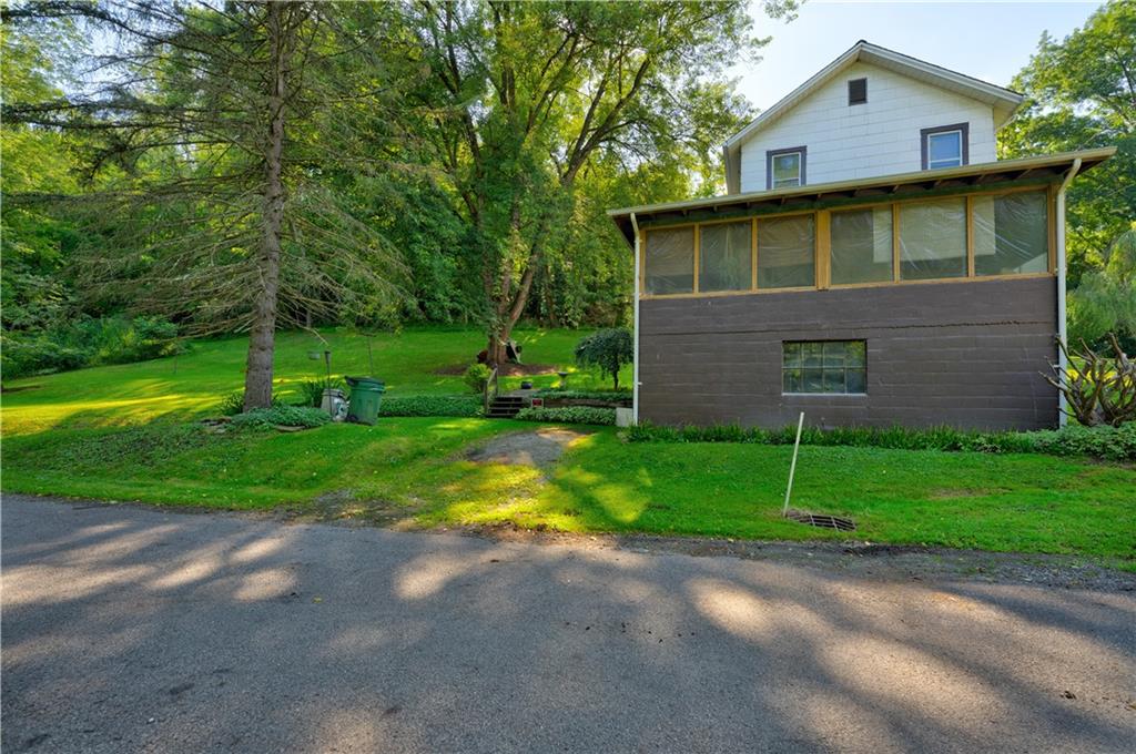 59 Seik Road Washington, PA 15301 - Photo 2 of 29 Gallery Image 2