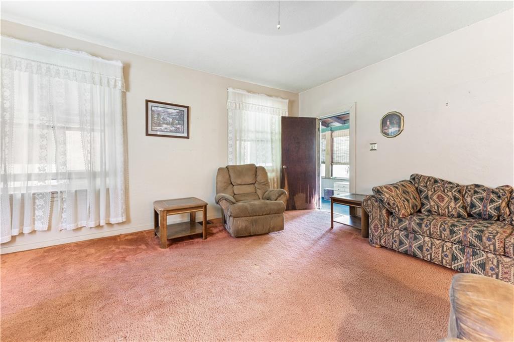 59 Seik Road Washington, PA 15301 - Photo 10 of 29 Gallery Image 10