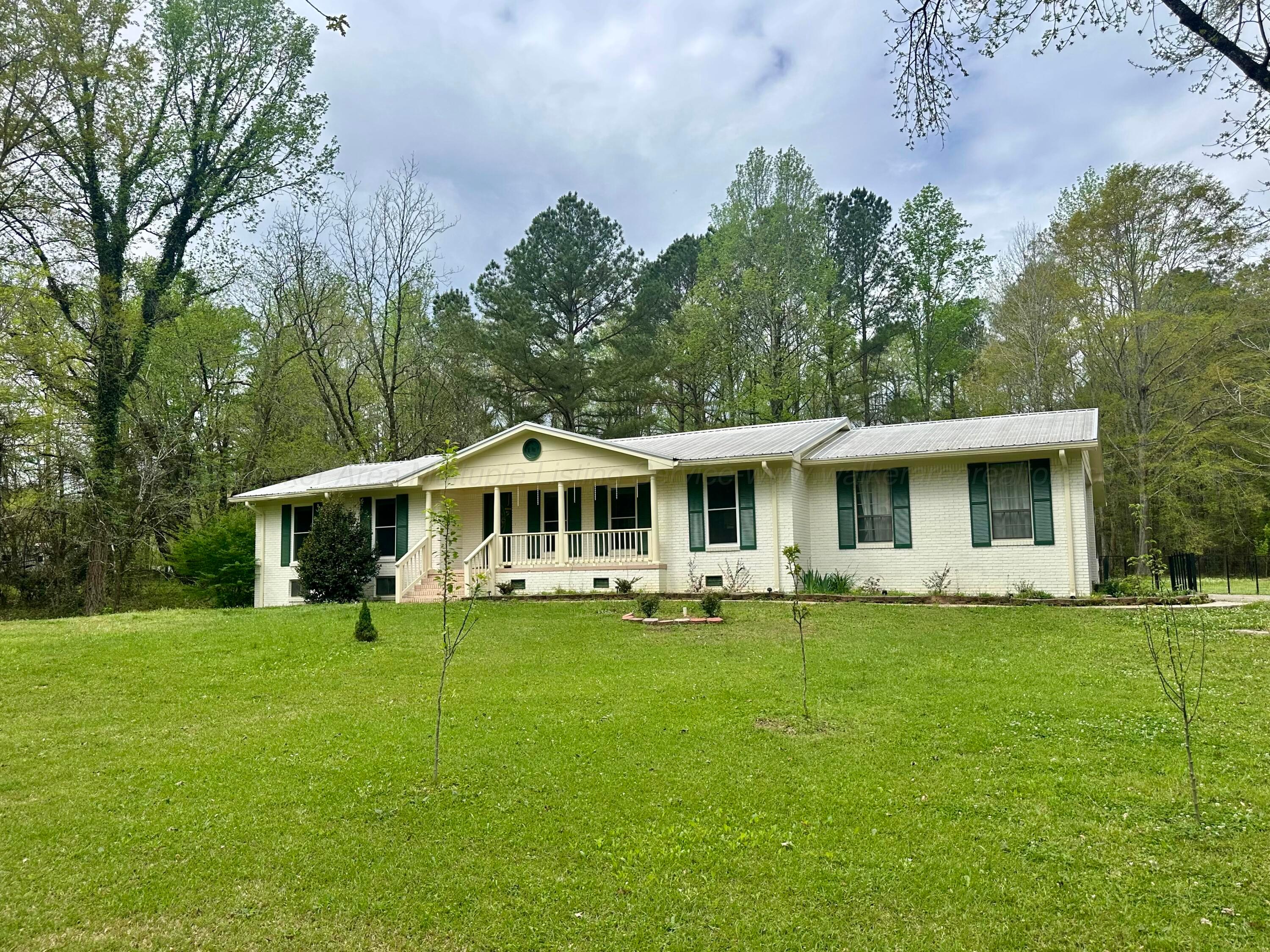 409 South Lowell Road Jasper, AL 35503 - Photo 1 of 31 IMG_5174