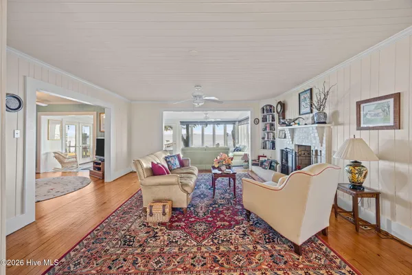 $889,900 | 1339 Bayview Road, Bath, NC 27808