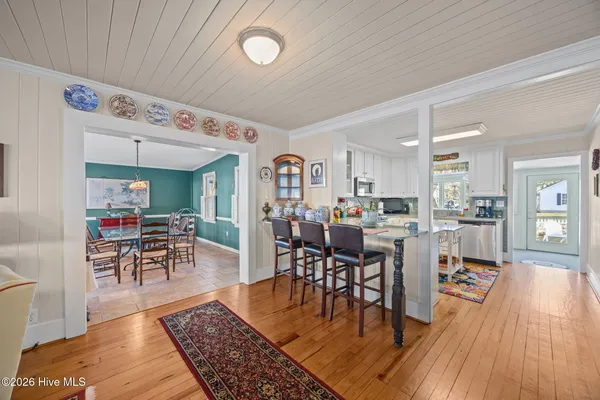 $889,900 | 1339 Bayview Road, Bath, NC 27808