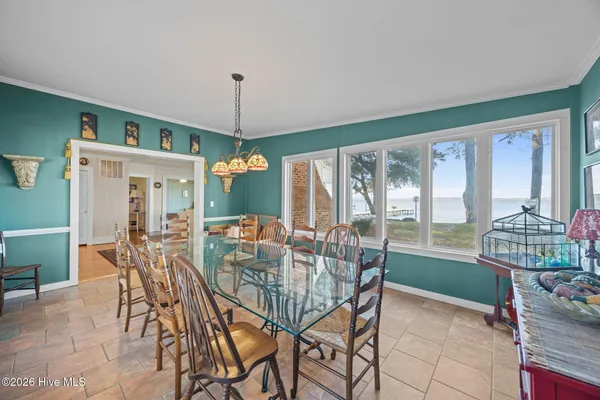 $889,900 | 1339 Bayview Road, Bath, NC 27808