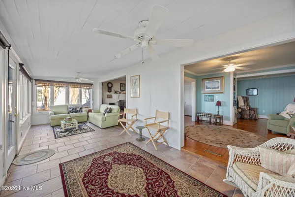 $889,900 | 1339 Bayview Road, Bath, NC 27808