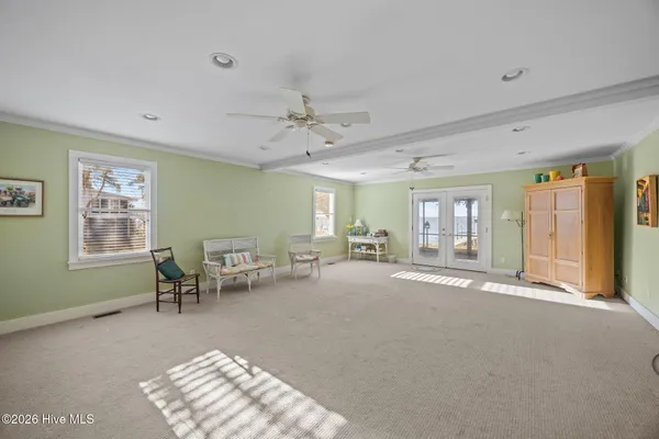 $889,900 | 1339 Bayview Road, Bath, NC 27808