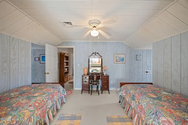 $889,900 | 1339 Bayview Road, Bath, NC 27808