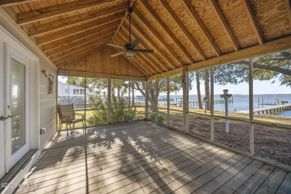 $889,900 | 1339 Bayview Road, Bath, NC 27808