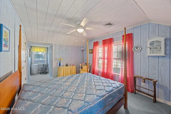 $889,900 | 1339 Bayview Road, Bath, NC 27808