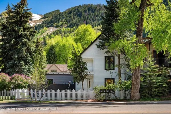 $15,900,000 | 211 West Main Street, Aspen, CO 81611
