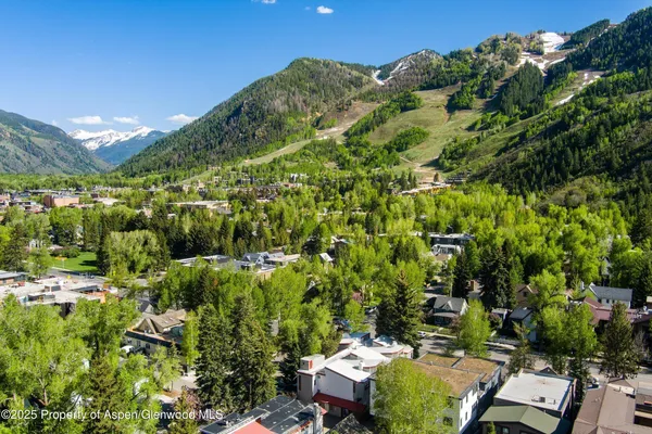 $15,900,000 | 211 West Main Street, Aspen, CO 81611