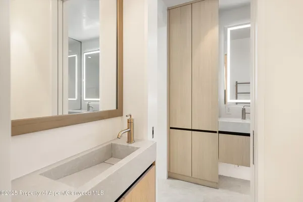 $15,900,000 | 211 West Main Street, Aspen, CO 81611