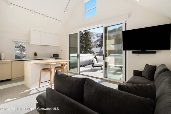$15,900,000 | 211 West Main Street, Aspen, CO 81611