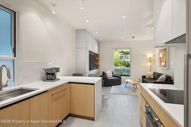 $15,900,000 | 211 West Main Street, Aspen, CO 81611