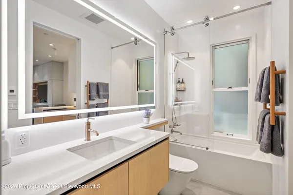 $15,900,000 | 211 West Main Street, Aspen, CO 81611