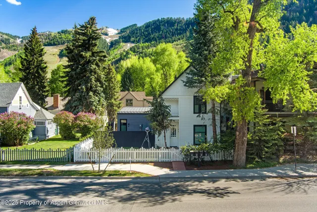 $15,900,000 | 211 West Main Street, Aspen, CO 81611