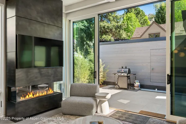 $15,900,000 | 211 West Main Street, Aspen, CO 81611